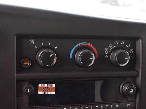 New 2025 Chevrolet Express 2500 Extended image 23