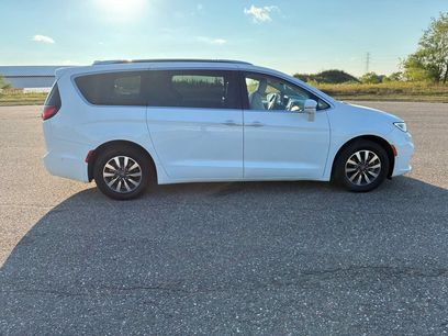 Used 2021 Chrysler Pacifica Touring-L