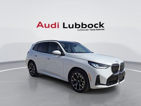 Used 2025 BMW X3 xDrive30i image 2