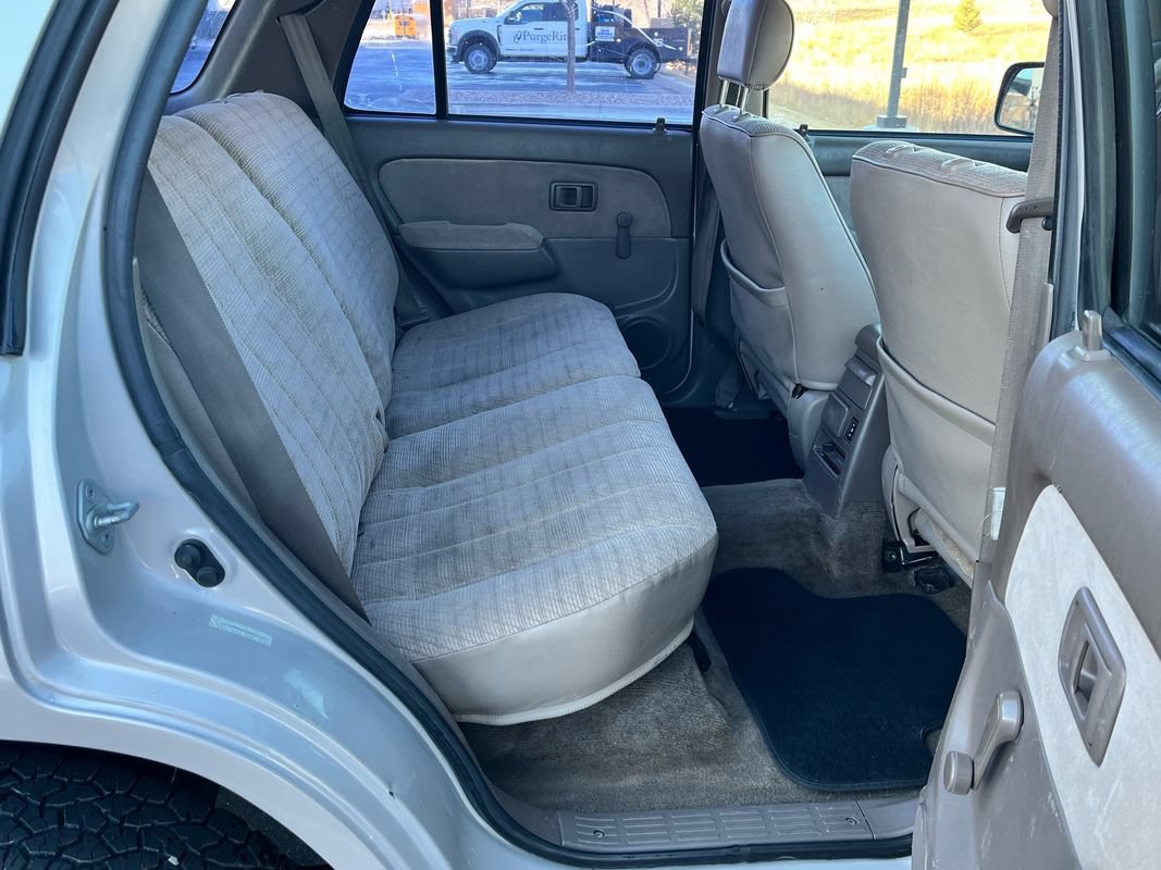 Used 1998 Toyota 4Runner 4WD w/ All-Weather Guard Pkg image 18