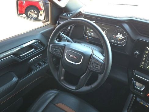 Used 2024 GMC Sierra 1500 AT4 w/ Technology Package image 30