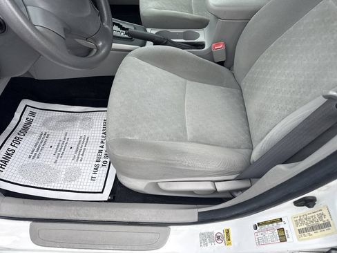 Used 2009 Toyota Corolla LE FWD image 17
