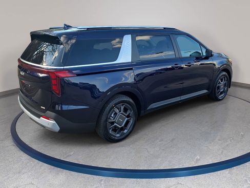 New 2026 Kia Carnival EX image 5
