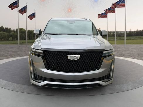 Used 2021 Cadillac Escalade ESV Sport w/ Driver Assist Tech Package image 2