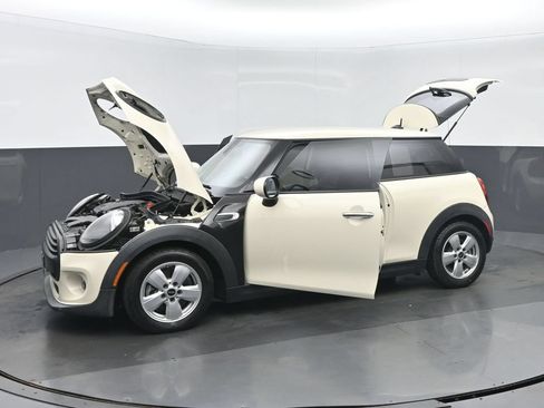 Used 2020 MINI Cooper 2-Door Hardtop FWD image 35