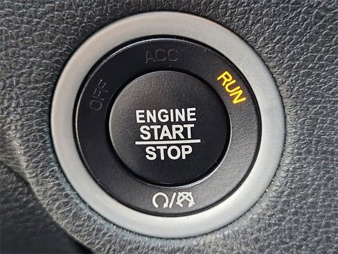 Certified 2023 Dodge Charger SXT image 15