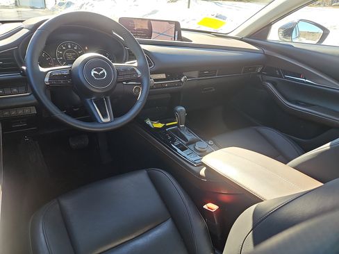 Certified 2025 MAZDA CX-30 2.5 Turbo w/ Premium Package image 3