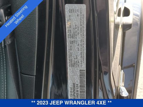 Used 2023 Jeep Wrangler Unlimited Sahara w/ Cold Weather Group AWD/4WD image 28