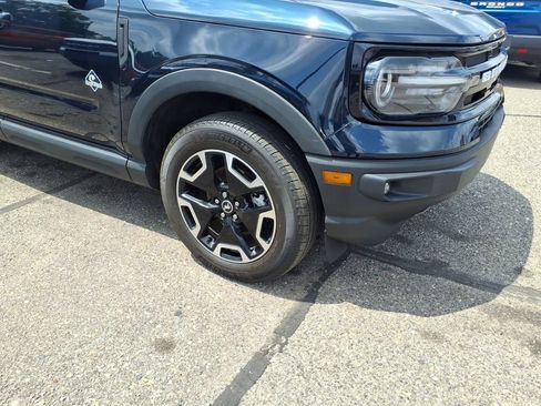 Used 2023 Ford Bronco Sport Outer Banks w/ Tech Package AWD/4WD image 4