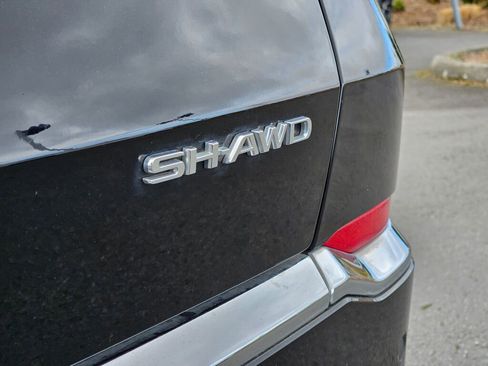 Used 2023 Acura MDX SH-AWD w/ Advance Package image 19