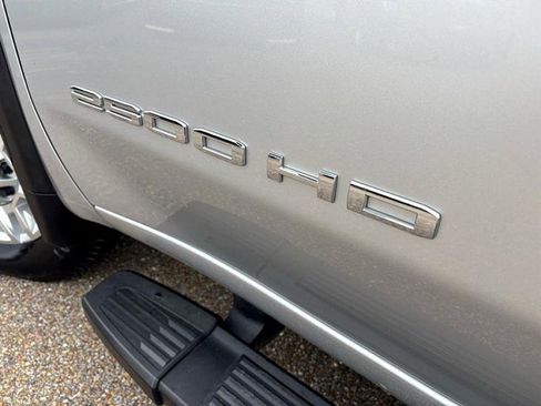 Used 2022 GMC Sierra 2500 SLE w/ SLE Value Package; image 57