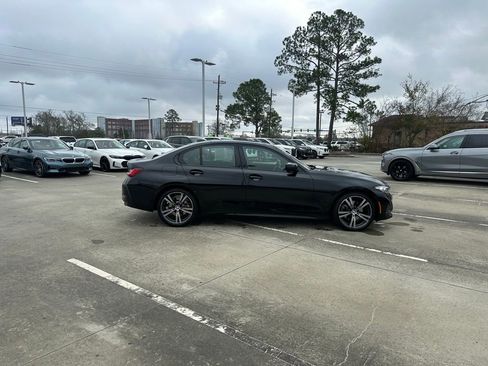 Certified 2023 BMW 330i Sedan w/ Premium Package image 6