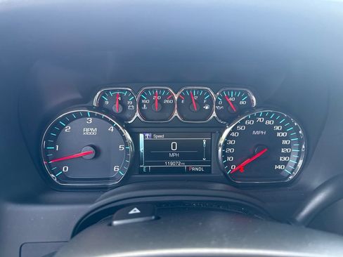 Used 2018 Chevrolet Tahoe LT AWD/4WD image 6