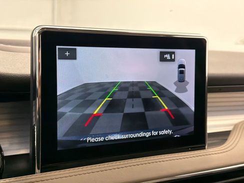 Used 2022 Lincoln Corsair AWD w/ Premium Package image 27