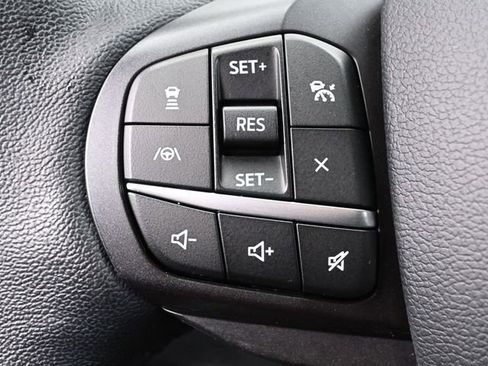 Used 2020 Ford Explorer XLT w/ Equipment Group 202A image 17