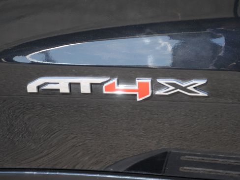 Used 2022 GMC Sierra 1500 AT4X image 20