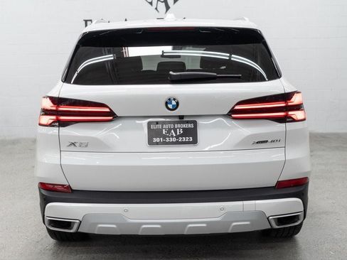 Used 2026 BMW X5 xDrive40i w/ Premium Package AWD/4WD image 4