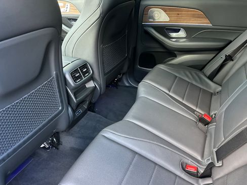 New 2026 Mercedes-Benz GLE 450 4MATIC Coupe image 11