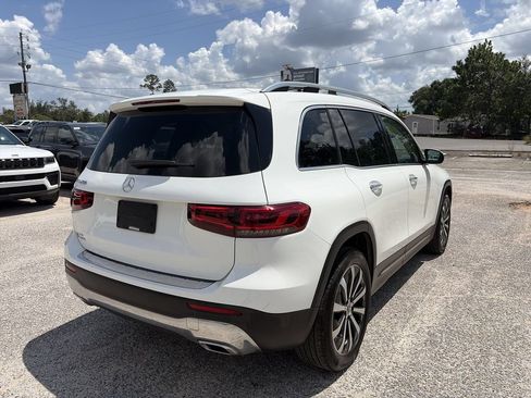 Used 2022 Mercedes-Benz GLB 250 image 5