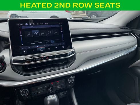 Used 2022 Jeep Compass Limited image 18