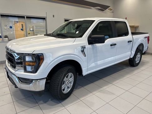 Used 2023 Ford F150 XLT image 3