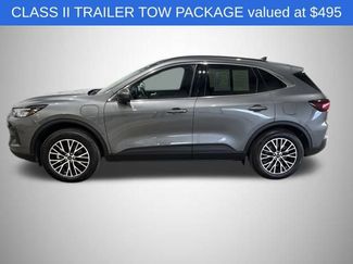Used 2025 Ford Escape SE w/ Class II Trailer Tow Package video 2