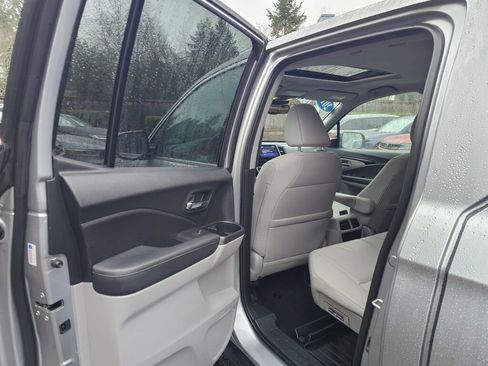 Used 2019 Honda Ridgeline RTL-E image 13