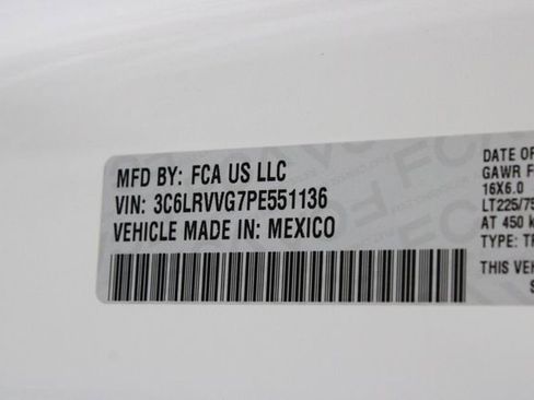 Used 2023 RAM ProMaster 2500 image 18