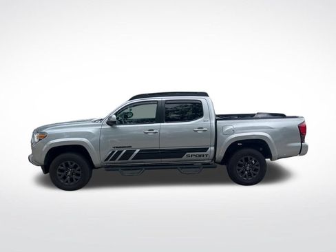 Used 2023 Toyota Tacoma SR5 w/ Technology Package RWD image 8