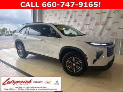 Certified 2025 Chevrolet Traverse LT