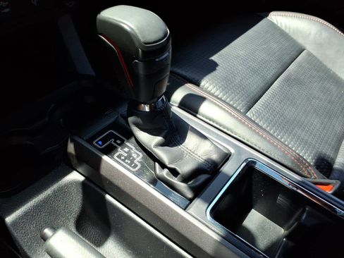Used 2017 Toyota Tacoma TRD Pro AWD/4WD image 23