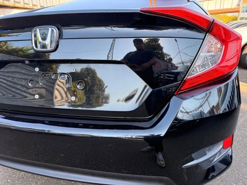 Used 2018 Honda Civic LX image 29