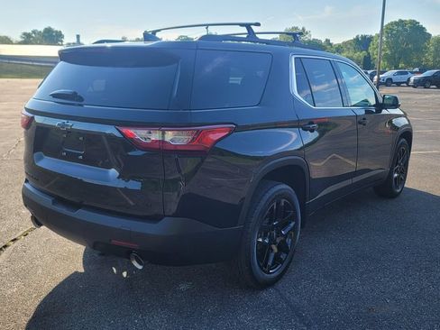Used 2021 Chevrolet Traverse LT w/ LPO, Blackout Package AWD/4WD image 12