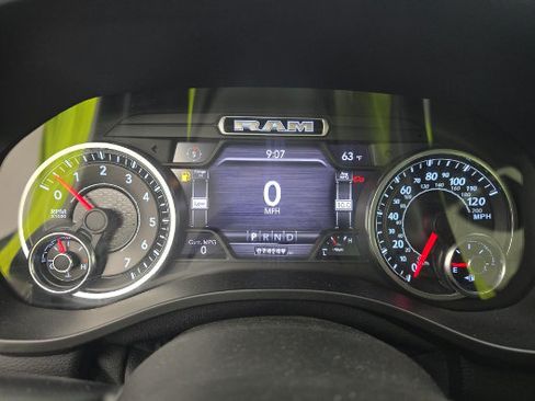 Used 2020 RAM 1500 Big Horn AWD/4WD image 8