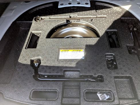 Used 2022 Toyota Camry XSE image 56