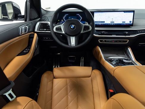 Certified 2024 BMW X6 xDrive40i w/ Executive Package image 3
