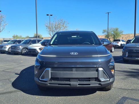 New 2026 Hyundai Kona SE image 2