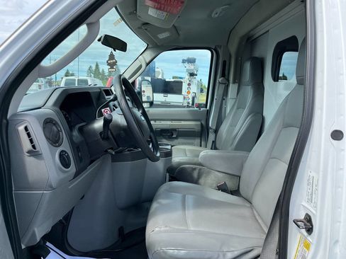 Used 2011 Ford E-350 and Econoline 350 Super Duty w/ PWR Locks & Windows Group RWD image 10