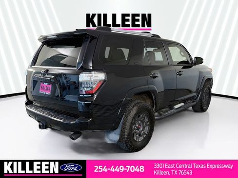 Used 2020 Toyota 4Runner SR5 Premium AWD/4WD image 9