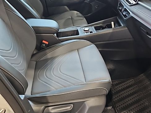 New 2026 Volkswagen Tiguan SE R-Line image 13