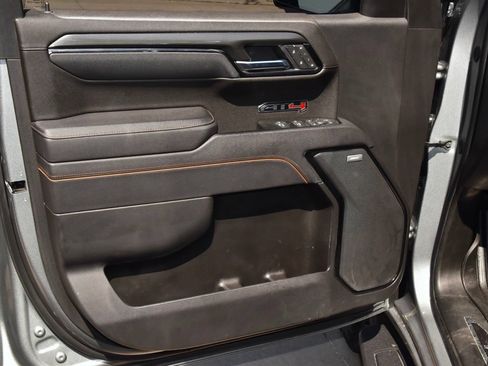 Used 2025 GMC Sierra 1500 AT4 w/ AT4 Premium Package AWD/4WD image 36
