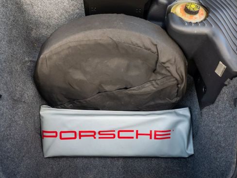 Used 1999 Porsche 911 GT3 RS image 96