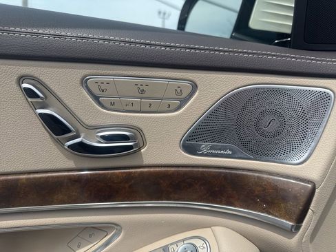 Used 2015 Mercedes-Benz S 550 4MATIC Sedan image 20