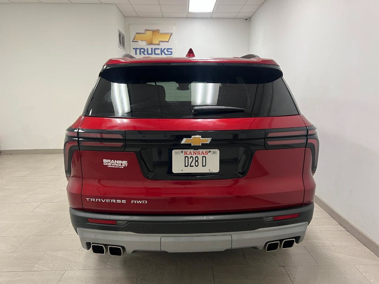 Used 2026 Chevrolet Traverse LT AWD/4WD image 15