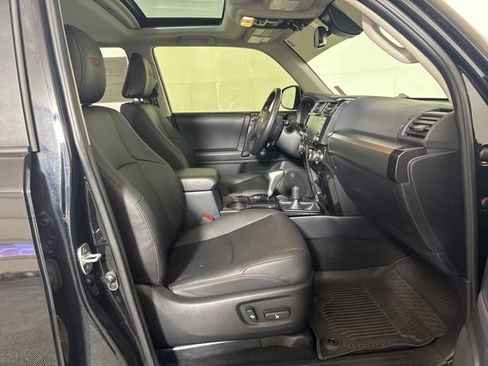 Used 2023 Toyota 4Runner TRD Off-Road Premium w/ Moonroof Package image 4