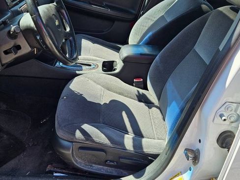Used 2013 Chevrolet Impala LT w/ LT Sunroof Package FWD image 8