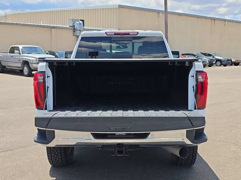 Used 2024 GMC Sierra 2500 SLT w/ SLT Premium Package AWD/4WD image 27