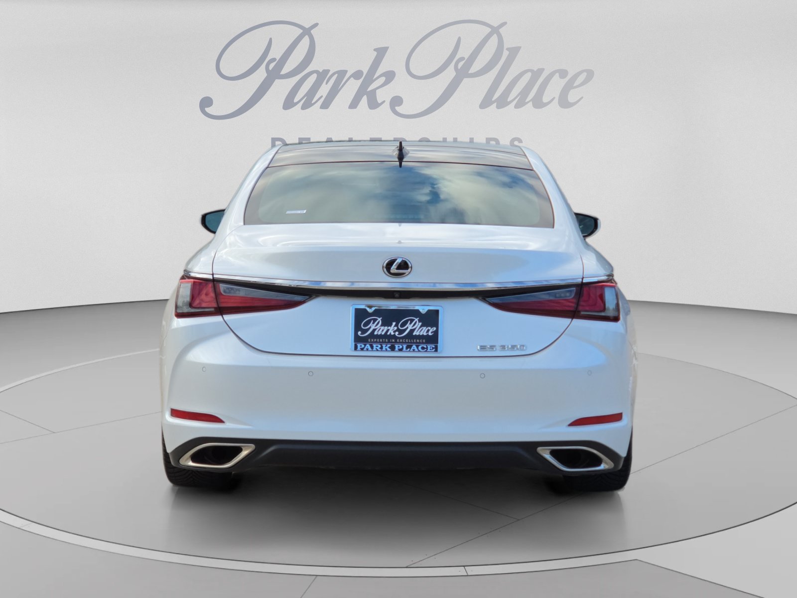 Used 2021 Lexus ES 350 Ultra Luxury w/ Accessory Package 2 FWD image 4