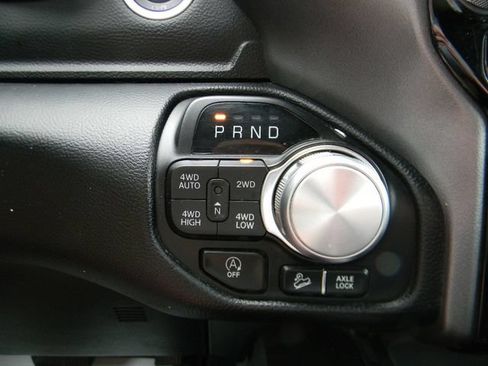 Used 2020 RAM 1500 Laramie w/ Sport Appearance Package AWD/4WD image 18
