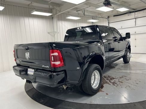 Used 2024 RAM 3500 Limited w/ Safety Group image 5